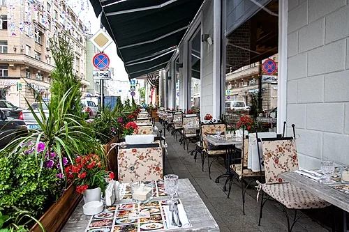 Летняя терраса — Вилла Паста на Дмитровке / Villa Pasta, Москва