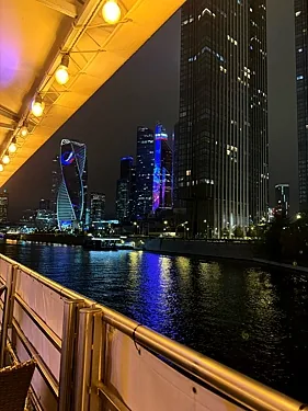 Теплоход ПРАГА — Теплоход ПРАГА