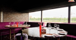 Зал Бурка — подробнее о зале