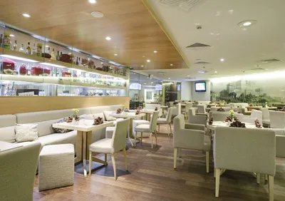 1 — Real Food Restaurant