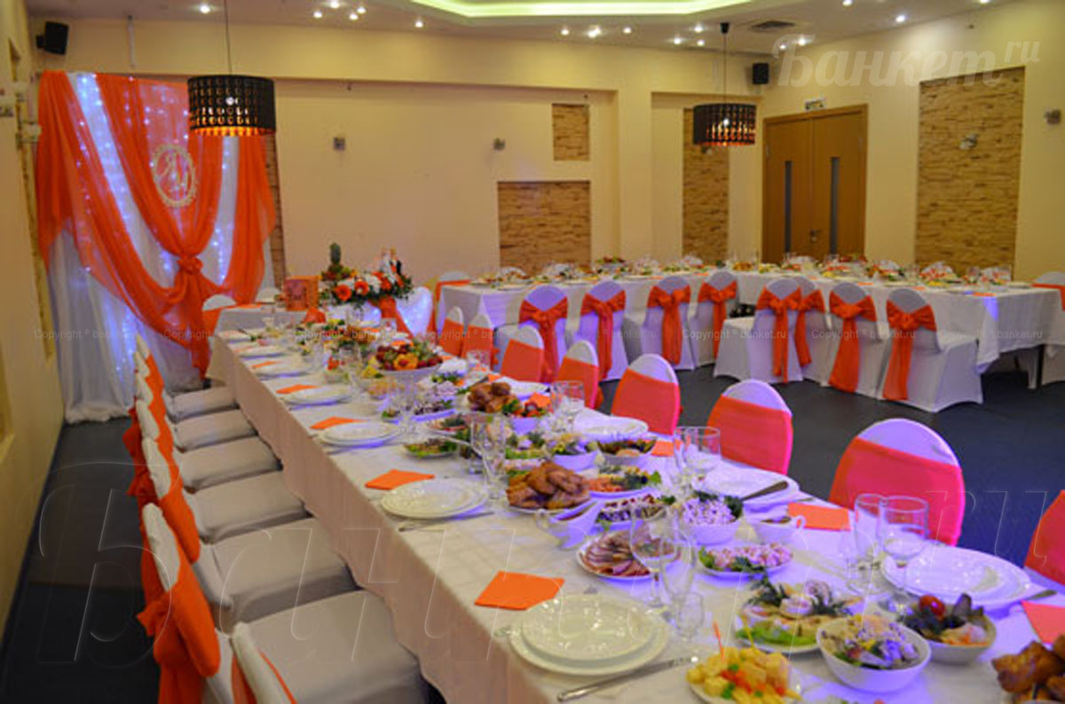 Зал зеркальный — Кафе - бар на Калужской