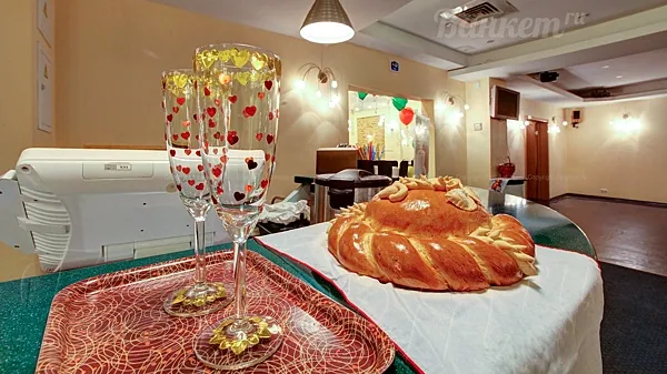 Зал зеркальный — Кафе - бар на Калужской, Москва