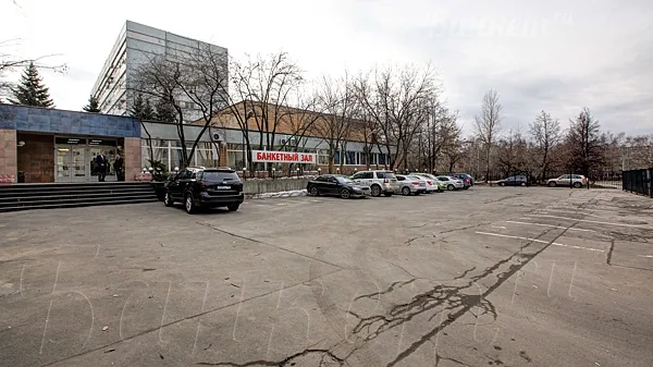 Зал зеркальный — Кафе - бар на Калужской, Москва