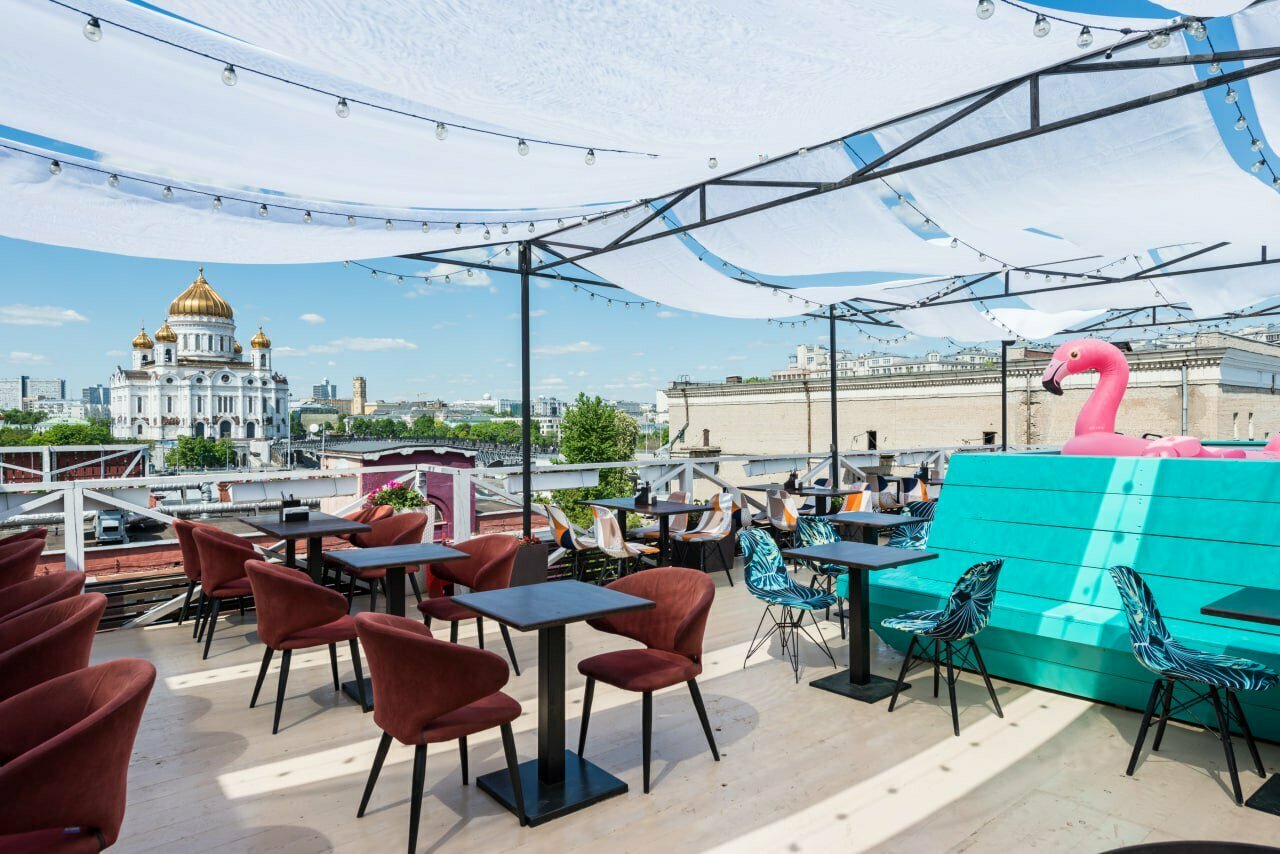 Зал — Вау Москва