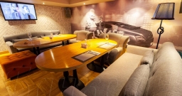 VIP-2 (Гомер) — интерьер зала