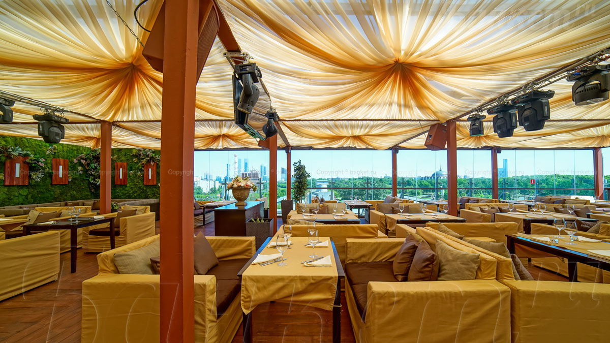 Летняя веранда — Ресторан Oblaka