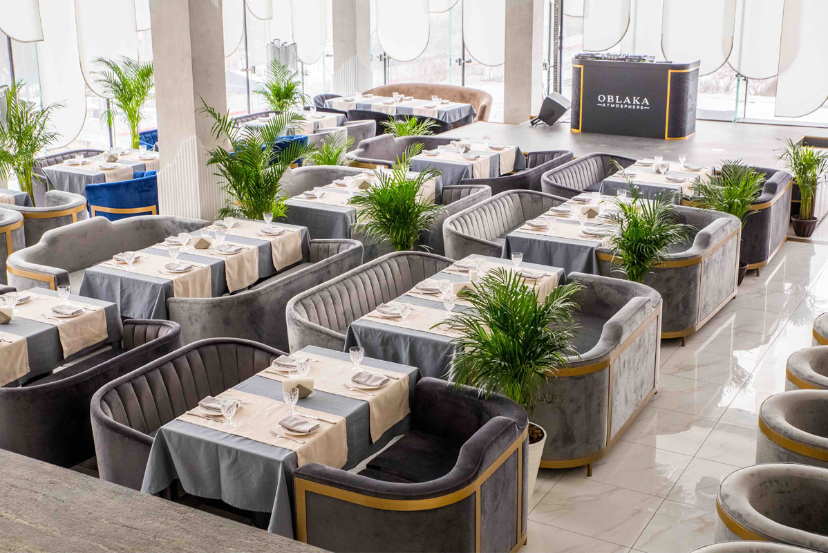 Ресторан Oblaka — Зал Подиум, фото банкетного зала