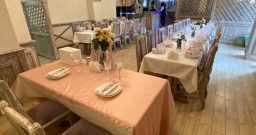 Зал на первом этаже — подробнее о зале