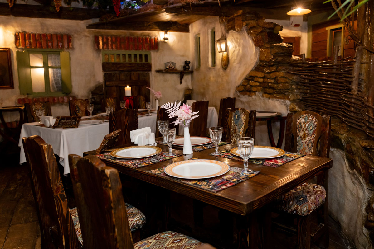 Генацвале на Арбате — Основной зал, фото банкетного зала