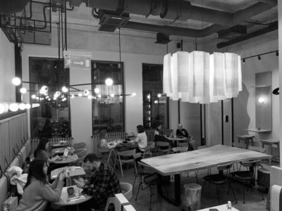 6am Bread Kitchen — интерьер зала