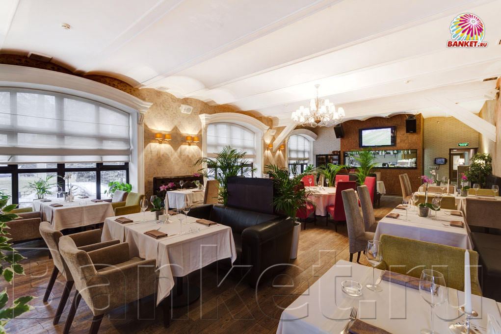 Большой зал — Ресторан Romashka