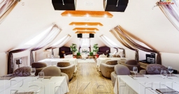 Мансарда Vip Зал — интерьер зала