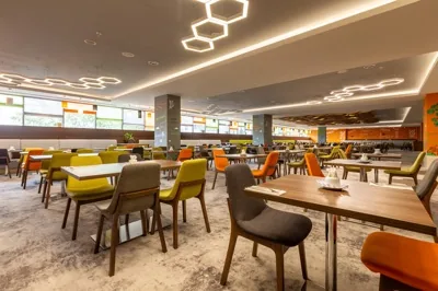 Москва — Ресторан Москва в Holiday Inn