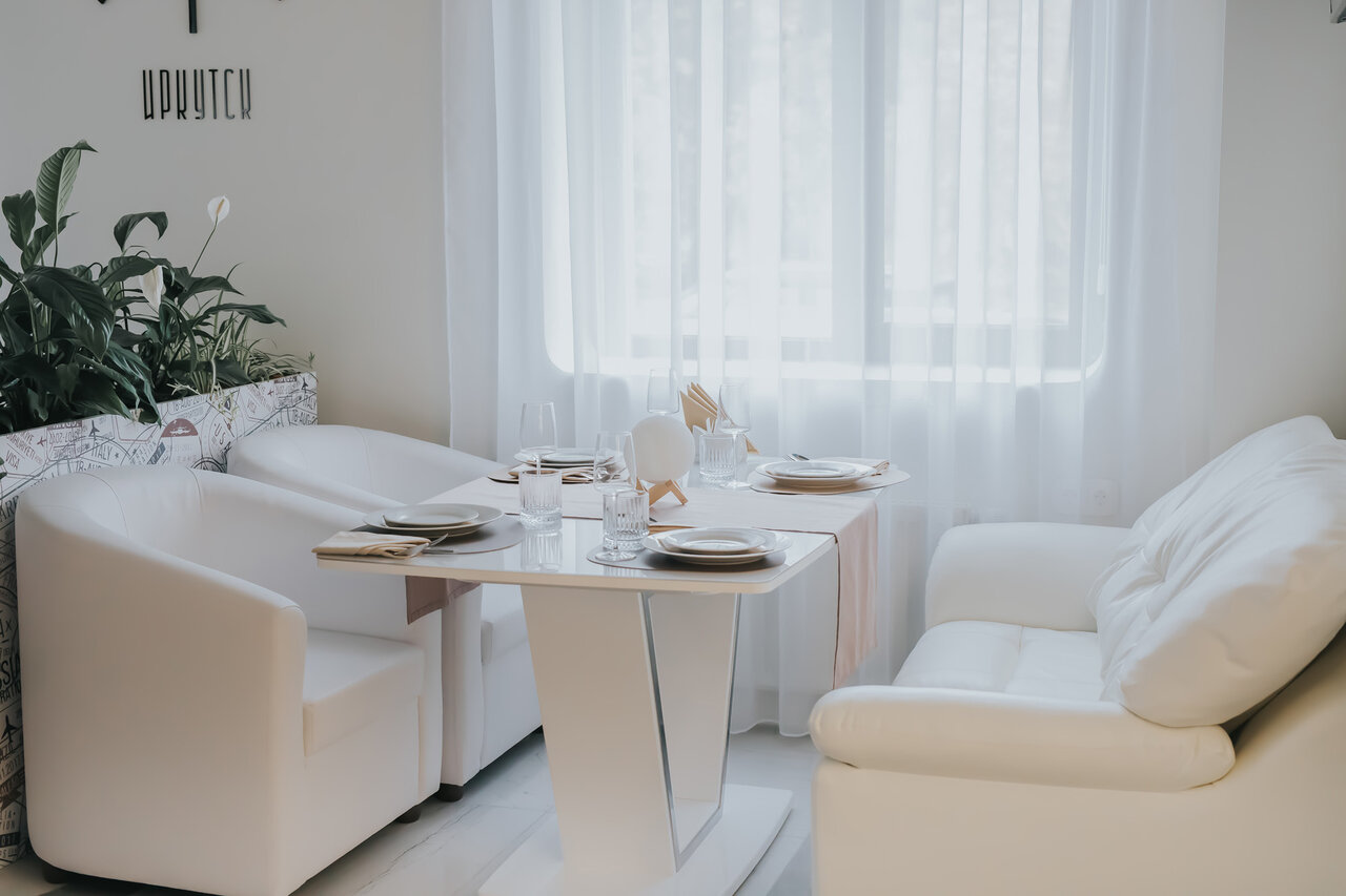 Ресторан Борт 305 — Ресторан Борт 305