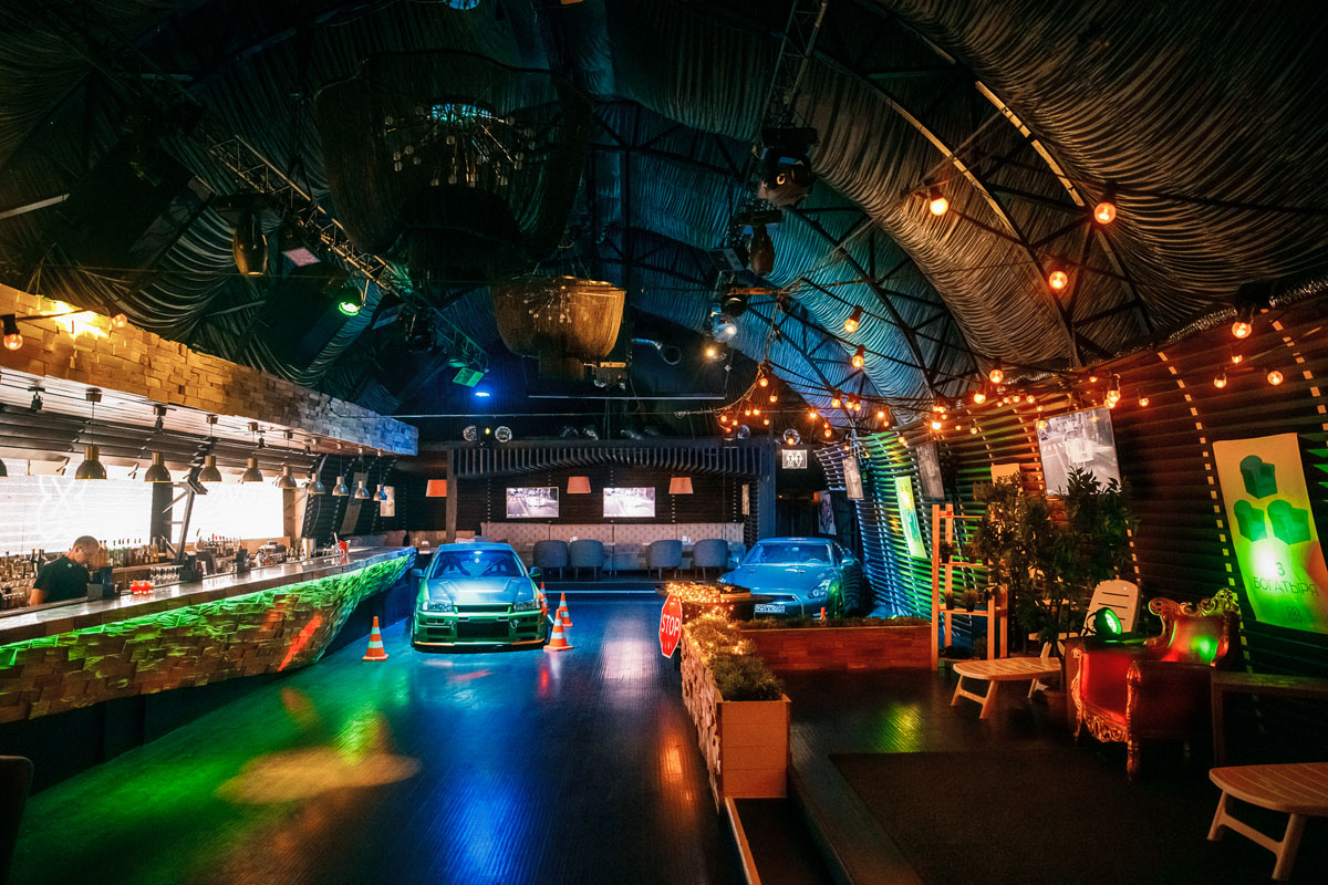 Зал Шатер — Известия Холл