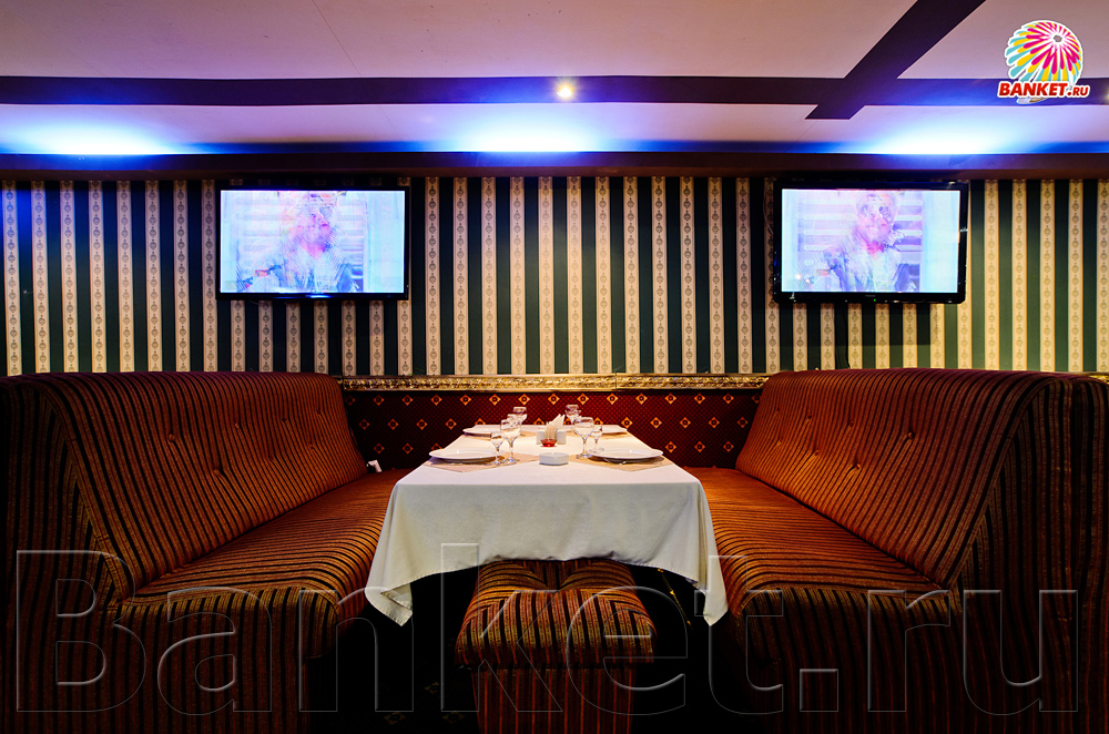 Зал 1 — Кафе-клуб 90°