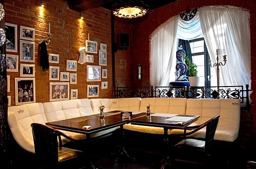 Концертный зал — Кафе & Караоке Mansion, Москва