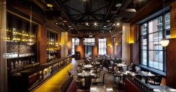 Основной зал