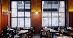 Основной зал