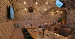 Караоке — интерьер зала