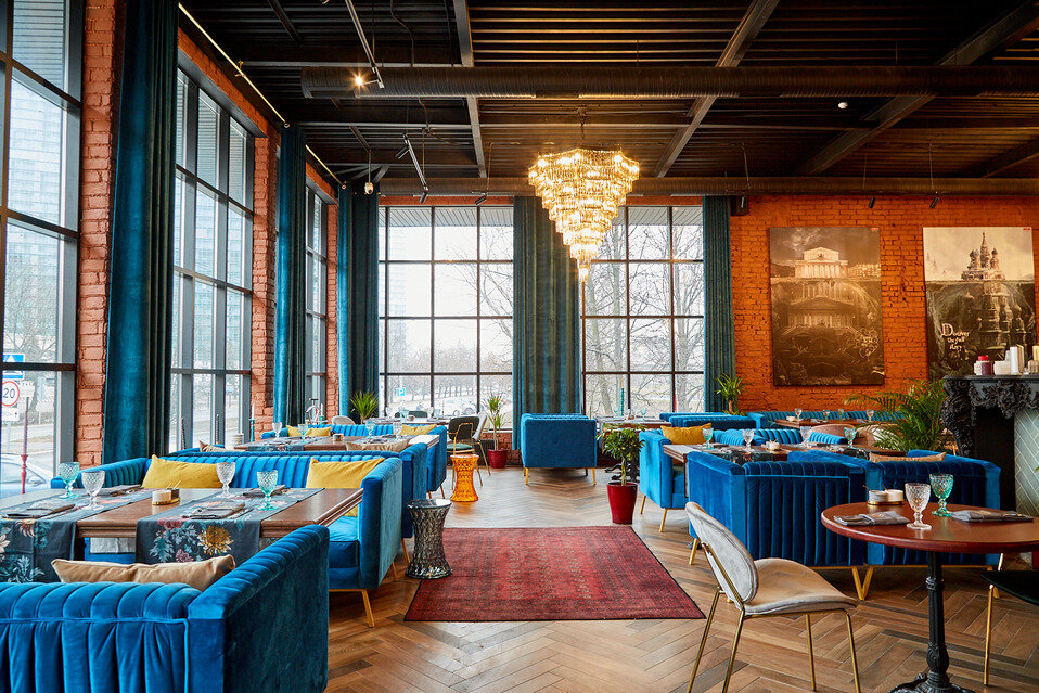 Mansard restaurant and hall — Mansard restaurant and hall