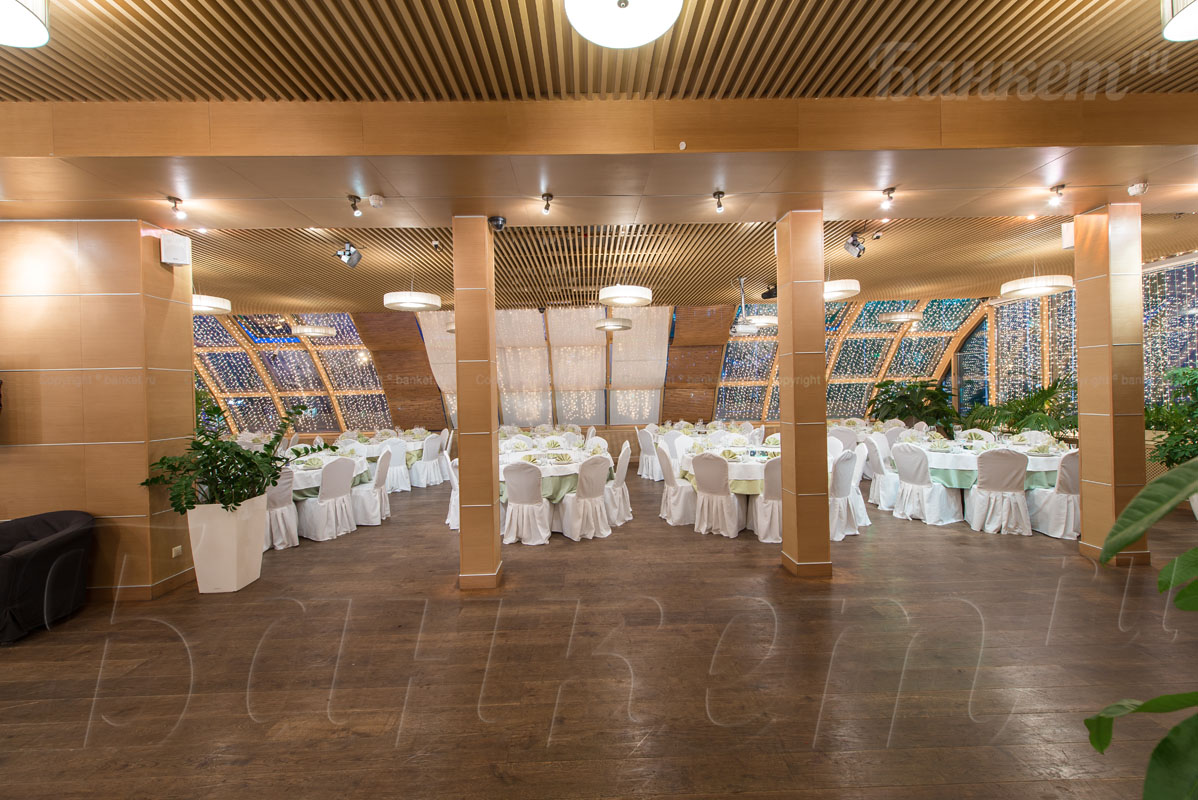 Основной зал — BrownBar