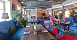 Второй этаж — подробнее о зале