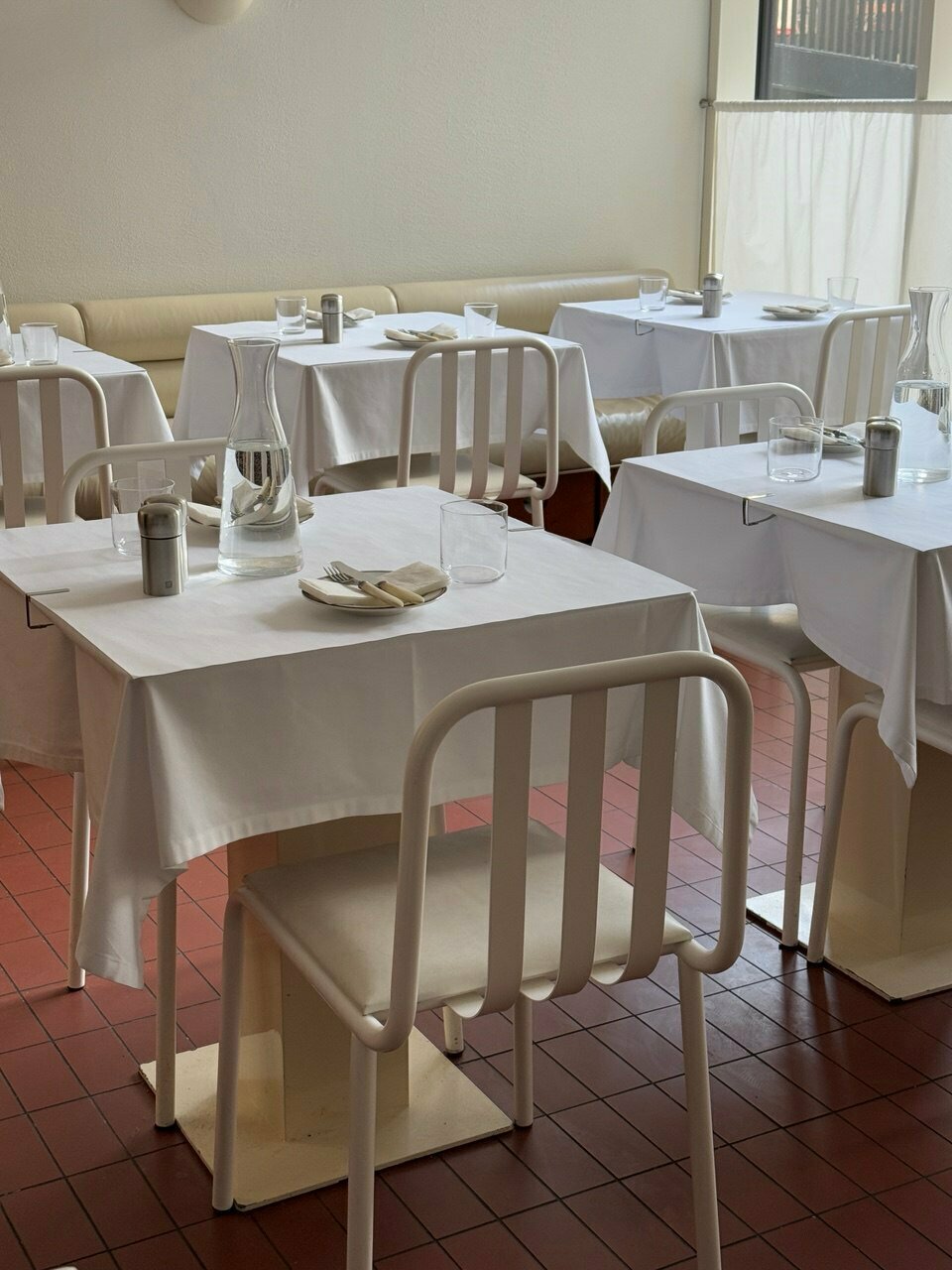 Jinju Bistro — банкетный зал Jinju Bistro, фото
