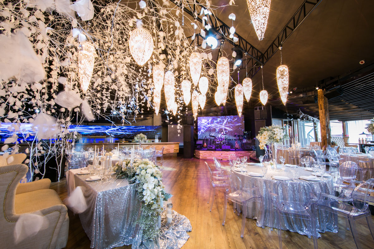 Внутренний зал — корзина