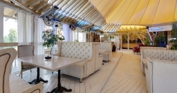 Внутренний зал — подробнее о зале