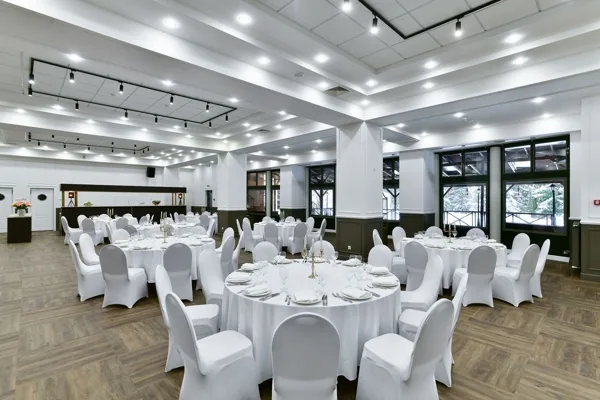 Банкетный зал Forest Country Hall
