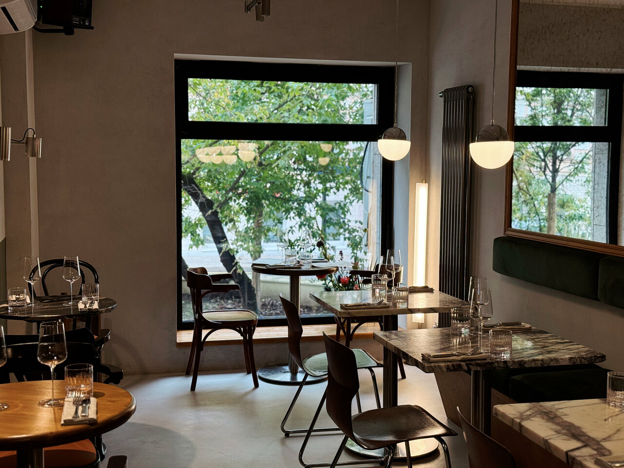 Centrale Bistro by Evgeny Vikentev — Centrale Bistro by Evgeny Vikentev