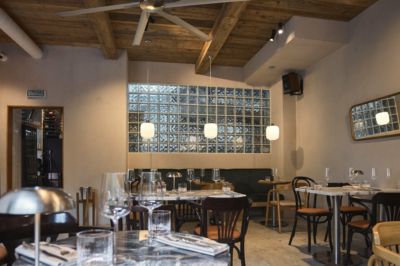 Centrale Bistro by Evgeny Vikentev — подробнее о зале