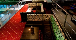 Delux — интерьер зала