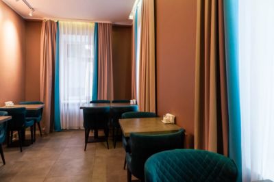 Demokrat Bar&Kitchen — интерьер зала