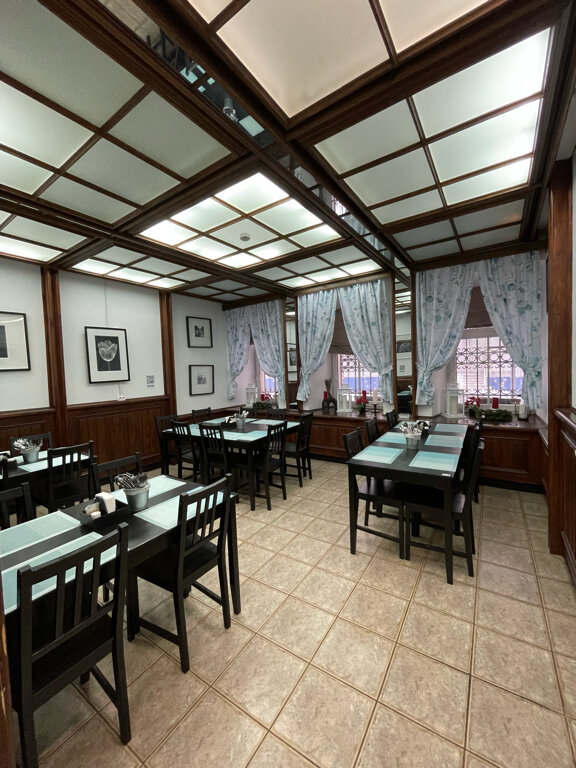 Beauty Pub — Beauty Pub