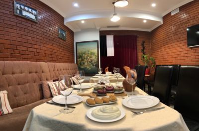 Хинкальная на Арме — интерьер зала