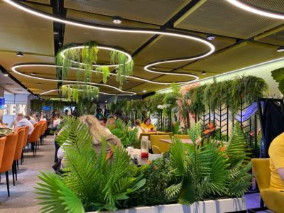 Nicepricecafe — интерьер зала