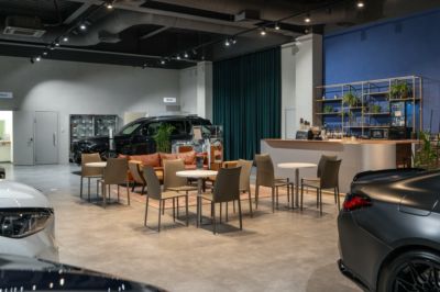 BMW. Café