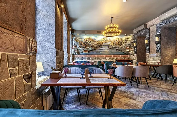 Хинкали и Хачапури, Хинкали и Хачапури — фото
