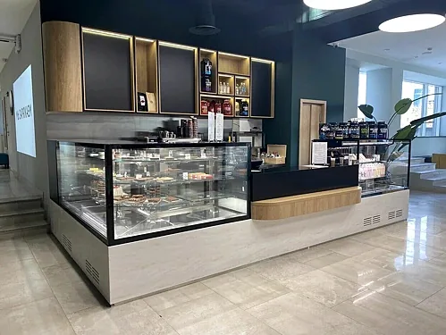 Зал — Fiji Cafe