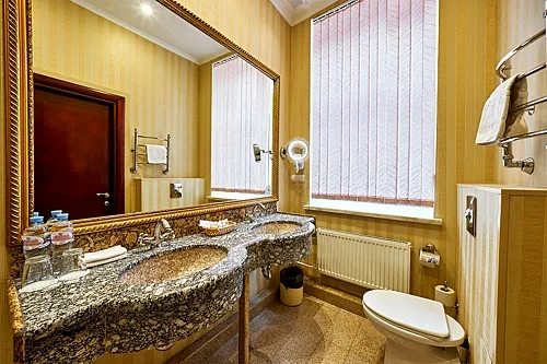 Зал — Корстан Бауманская