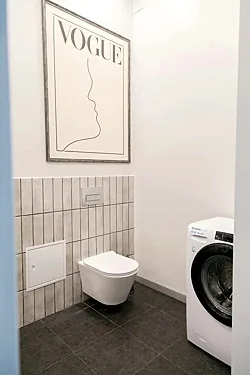 Зал — Момент Хаус