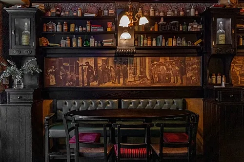 Зал — Mandy's Apothecary