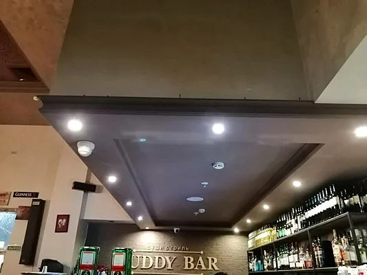 Buddy Bar, Зал — фото