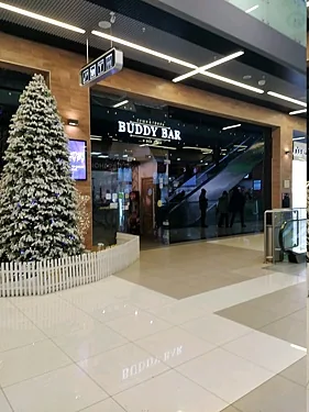Зал — Buddy Bar