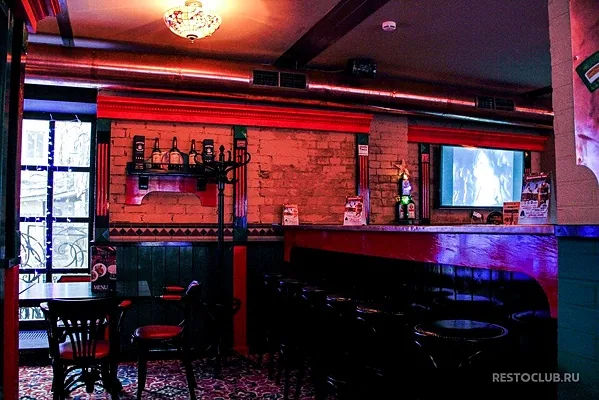 Harat’s pub, Зал — фото