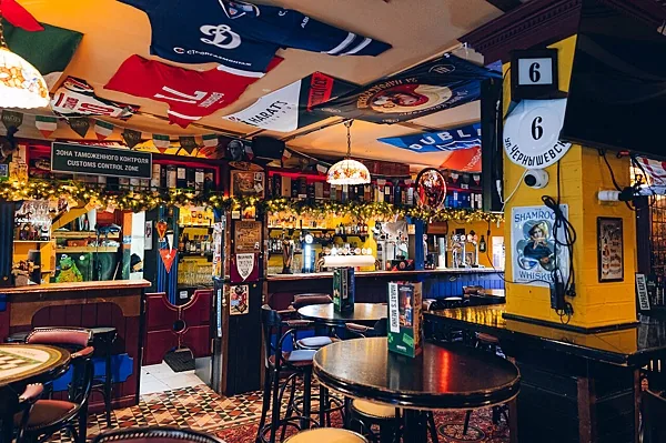Harat’s pub, Зал — фото