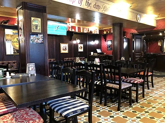 O'Connell's Pub, Зал — фото