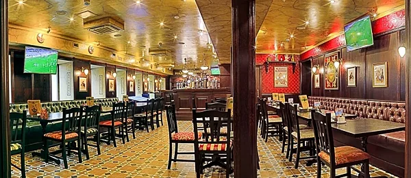 O'Connell's Pub, Зал — фото